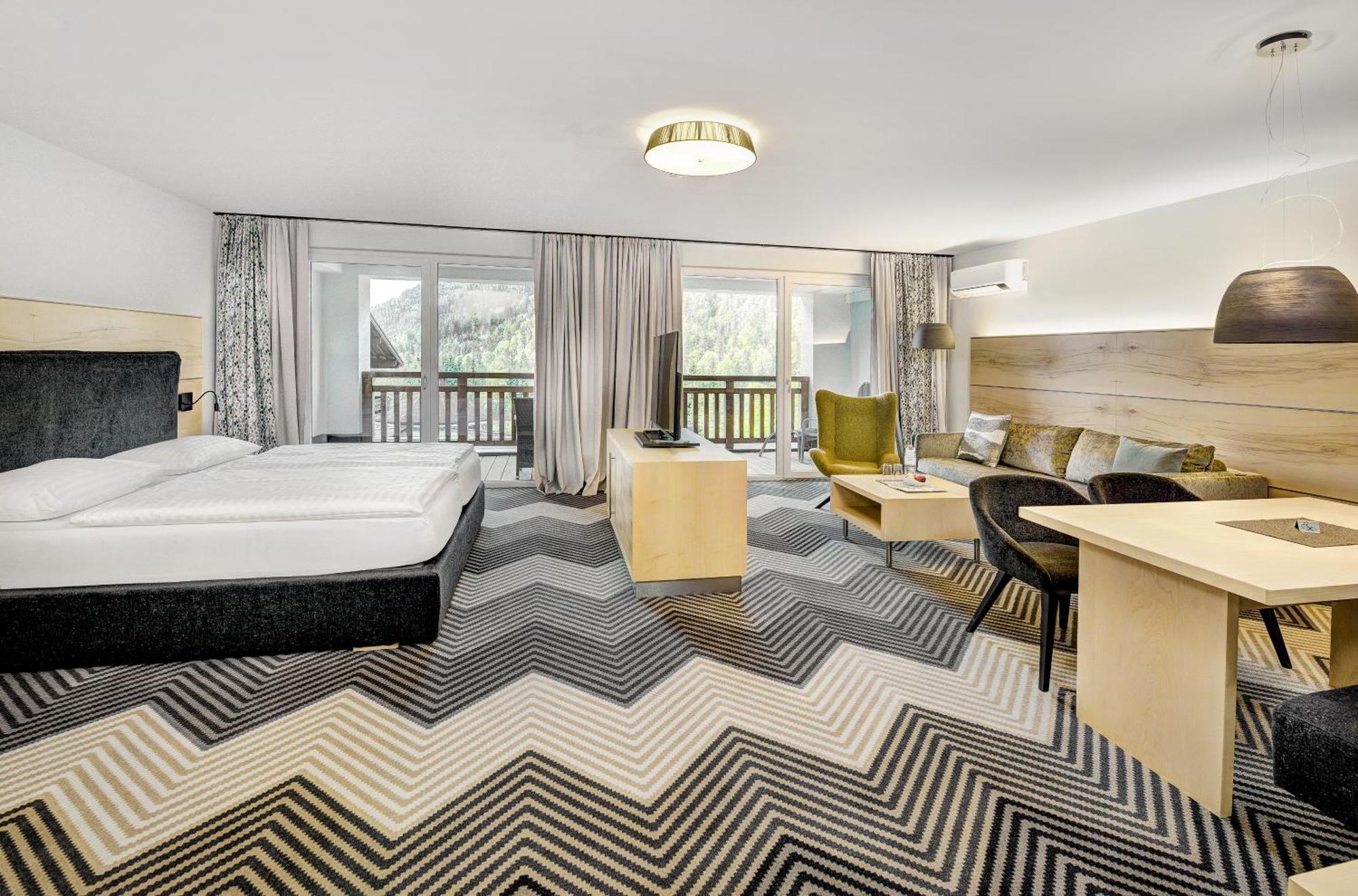 Hotel Gut Brandlhof Saalfelden Ngoại thất bức ảnh
